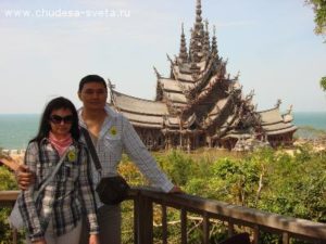 Храм истины в Паттайе, Тайланд